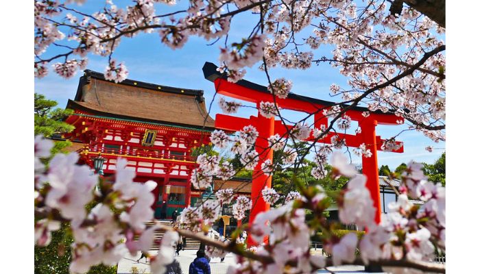 Romon Gate in Fushimi inari taisha