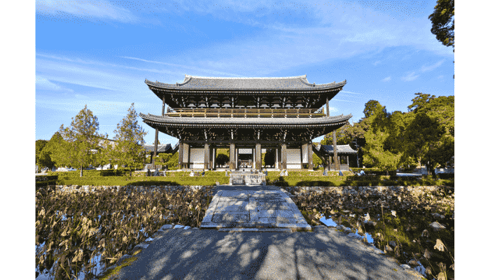 Tofuku-ji Temple near Toji Temple